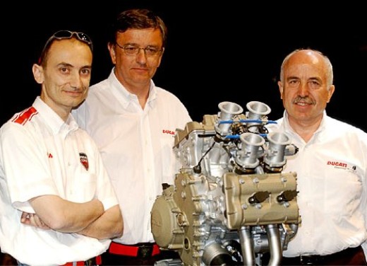 Ducati Desmosedici RR stradale - Fotogallery - 4